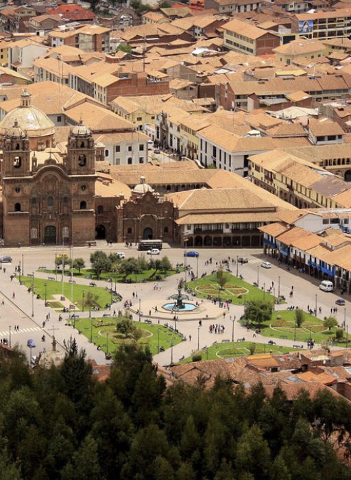 0601201685358-plaza de armas-cusco